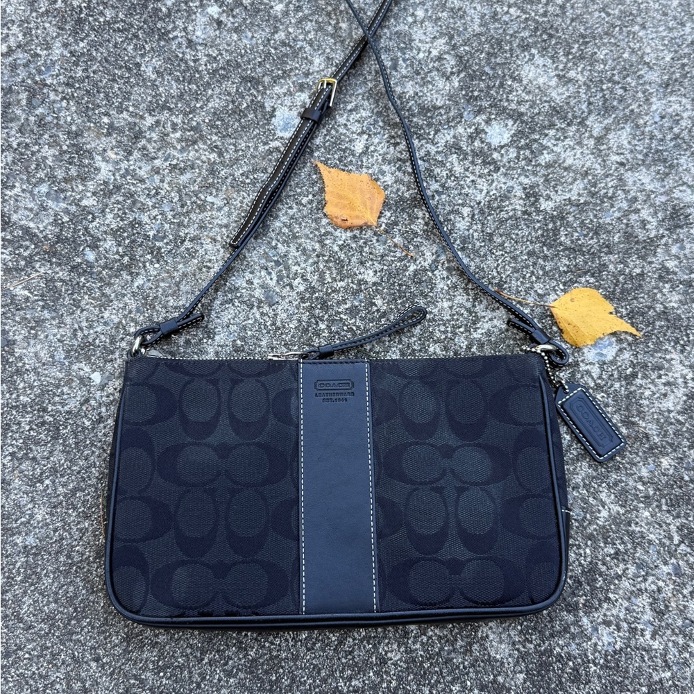 Vintage COACH Signature Shoulder Bag – Black Canvas & Leather Trim